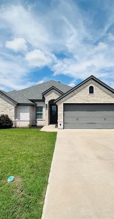 3337 White Horse Drive, Granbury TX 76049