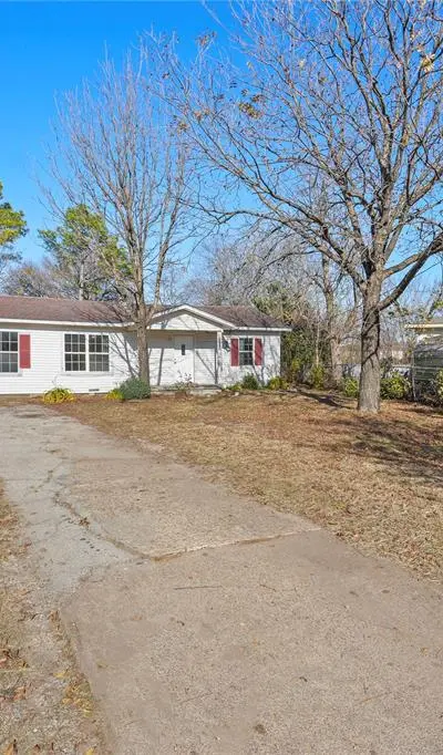 1326 Dewberry Street, Wilmer TX 75172 - Photo 3