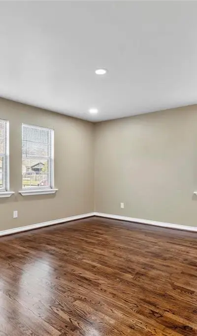 8714 Quinn Street, Dallas TX 75217 - Photo 4