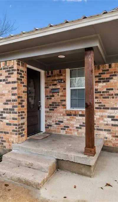 8714 Quinn A Street # A, Dallas TX 75217 - Photo 2