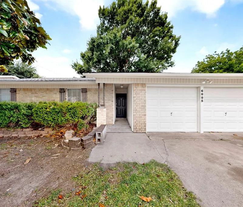 6005 Stardust Drive S, Watauga TX 76148