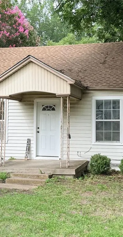 310 College Street, Wilmer TX 75172 - Photo 3